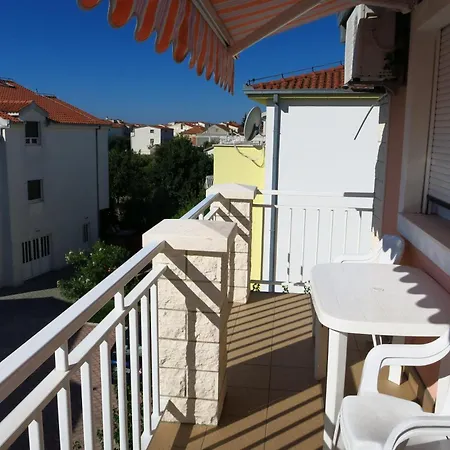 Apartment Tino *