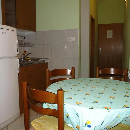 Tino Apartment Kastela
