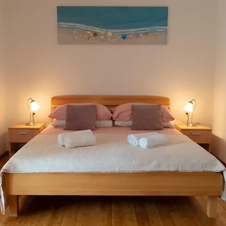 Apartment Tino *