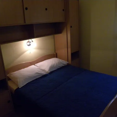 Tino Apartment *